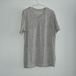 Lululemon Men’s V neck soft stretchy shirt